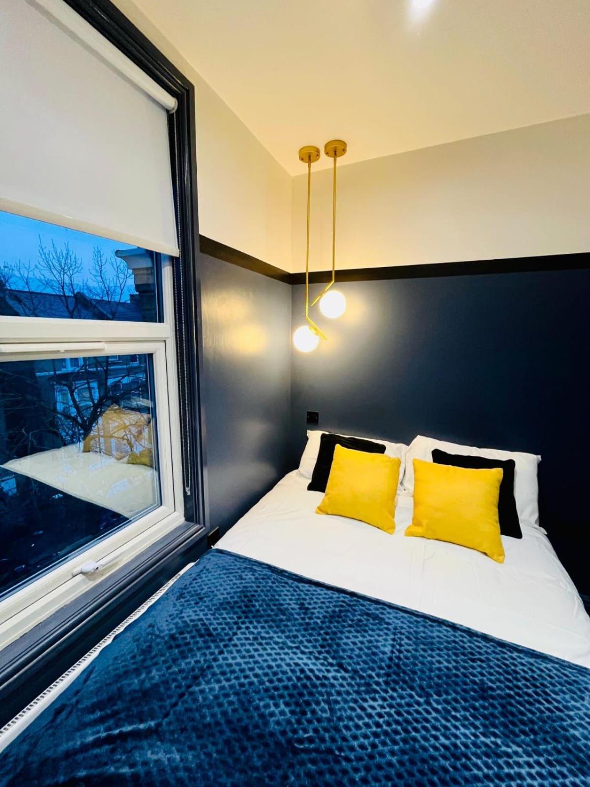 London 39 Blue House Luxury Ensuite Ideal For Tourists Εξωτερικό φωτογραφία