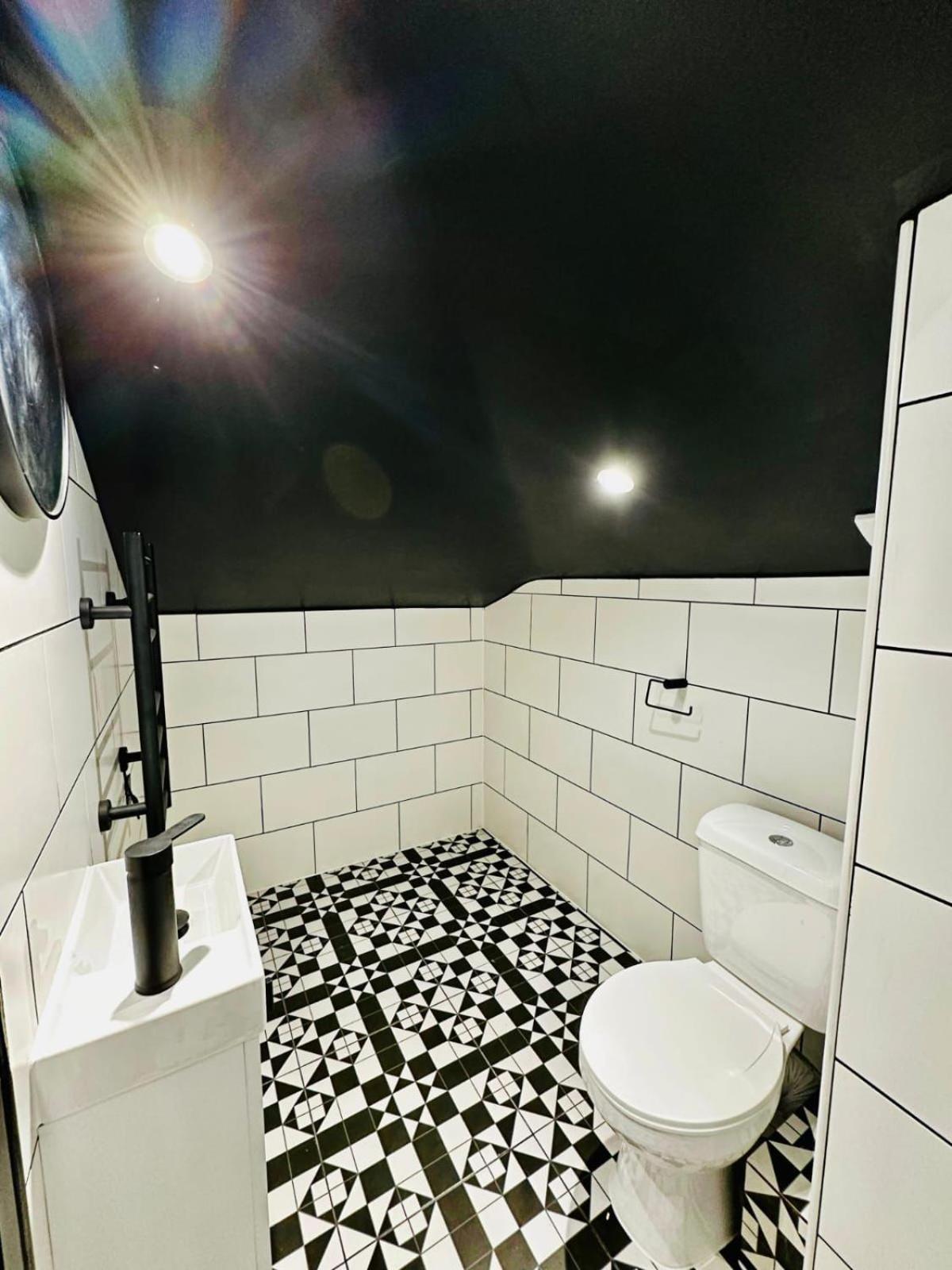 London 39 Blue House Luxury Ensuite Ideal For Tourists Εξωτερικό φωτογραφία